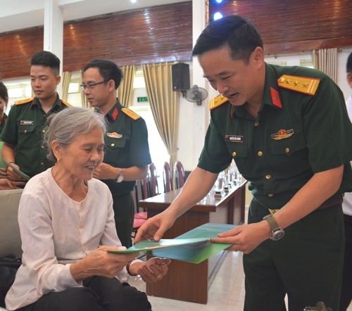 Thanh niên quân đội tổ chức nhiều hoạt động tri ân thiết thực